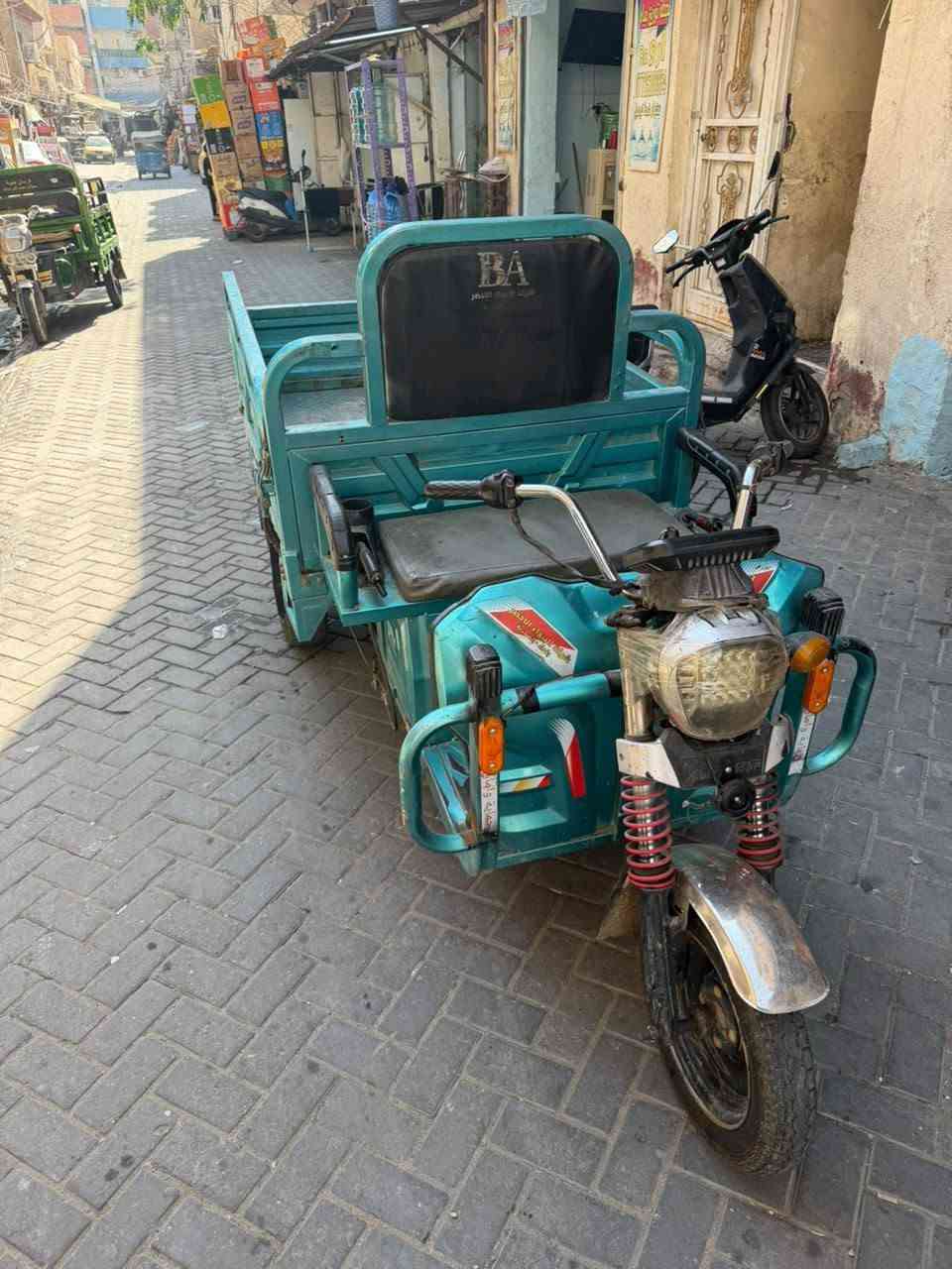 السلام عليكم شباب عندي ستوته شحن للبيع بطاريات جدد مصار قبل يوم من شدتهن خمسه بطاريات تخم تاير تحويل مال كيا كهربائيات كله شغاله بس بيك مال ستوته ميشتغل وتكدر سويه انته ب 15 او 20 بعد مابيه اي نقص العنوان باب المعظم السعر مليون وخمسين وبيه مجال اللاستفسار ***********
