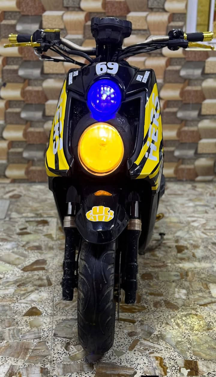 سلام عليكم 
دراجة سكنس جبلي لبيع دراجة مكفولة كفالة عامة كهربائيات شغالة دراجة نقص برغي مابيه مكينة ناعمة شلعة ومعدل كلش حلوة مزودة تزويد خارج الدراجة مكاني بغداد بلديات رقم الهاتف ***********سعر:مليون وبيه مجال الطيبين
