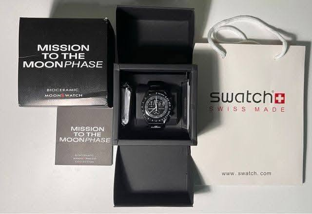 ساعة من ماركة اومكا Omega x Swatch MoonSwatch وارد اوربي
تحفة فنية

تصميم مستوحى من سطح القمر والأرض

مكينة كوارتز ناعمة ستوبوج (جميع السناتر شغاله)

المينا رمادية محببة تعكس شكل التضاريس القمرية

فول لامينوس ارقام واميال

مؤشر مراحل الأرض شغال يظهر الأرض بألوان خاصة والمحيطات تتوهج تحت ضوء UV

مؤشر مراحل القمر شغال 

هيكل من مادة Bioceramic (خليط بين السيراميك والبلاستيك الحيوي)

 سير قماش VELCRO مختم

زجاج معدني مقبب ضد الخدش

مقاومة ماء وغبار 

السعر 35الف مع توصيل والملحقات


**إذا كنت صاحب هذا الإعلان وتريد حذفه لأي سبب، رجاءا أرسل رسالة إلى الدعم الفني**