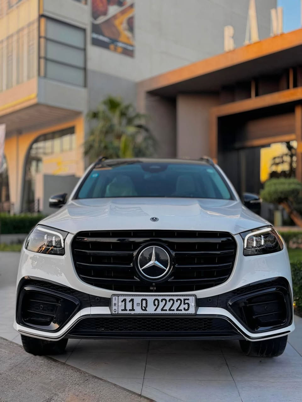 للبيع او المراوس 

Mercedes-Benz GLS 450-- 2024 

‼️طلب الســعــر من التعليق - والــرد تلقائي📮

خليجية وكالة MEC يعني نفس BCM بس فرع بغداد  
كل صيانتها بلشركة وبعدهه بلضمان 
مرسيدس بنز  GLS 450 موديل 2024
  –  بغداد –  الدورة او المنصور 
السياره باسمي تحويل ثاني يوم  
السياره بصمتين 
•   🛣️  المسافة المقطوعة   - 25 الف كلم 
 
مغلفة ppf بلكامل + درج جام + تغليف الداخل
✅ المواصفات :

📅 الموديل: 2024
🎨 اللون: ابيض
🌍 وارد خليجي 
⭐ الحالة: جيدة جداً
⚙️ محرك 6 سلندر تيربو
🔧 كير أوتوماتيك
🛞 دفع رباعي AWD
💿 ويل 22 إنش+
💎 المواصفات:
•فتحة بانوراما 
• شاشة  متصلة لمس كبيرة
• بلوتوث
•رادار ٣٦٠ 
•كافة انظمة الامان والقيادة 
‏• Apple CarPlay
• Android Auto
•كير تعليك 
•تدفئة ستيرن 
• كاميرا خلفية + كامرة امامية + 360 درجه 
• حساسات أمامية وخلفية
• مقاعد جلد ابيض ملكي 
• بصمة وتشغيل ذكي
• شاشة عدادات رقمية
• مثبت سرعة
• إضاءة LED
• مكيف متعدد المناطق
•بردات كهرباء 
•كير ديبترون رياضي 
•كشنات خلفية كهرباء
•كسنات تدفئة تبريد + مساج 
•دشبول ٧٢ لون 
•5 انظمة  قيادة 
•ماوس تاچ
•نظام ملاحة ومواقع مرتبط ب الاقمار بدون انترنيت
.

رقم صاحب السيارة 
***********
.
‼️طلب الســعــر من التعليق - والــرد تلقائي📮
