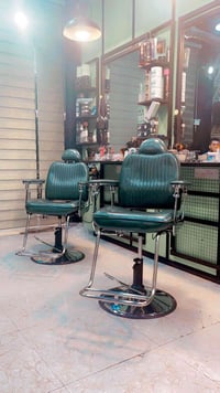 ٣ قطع • كراسي • نظيفات