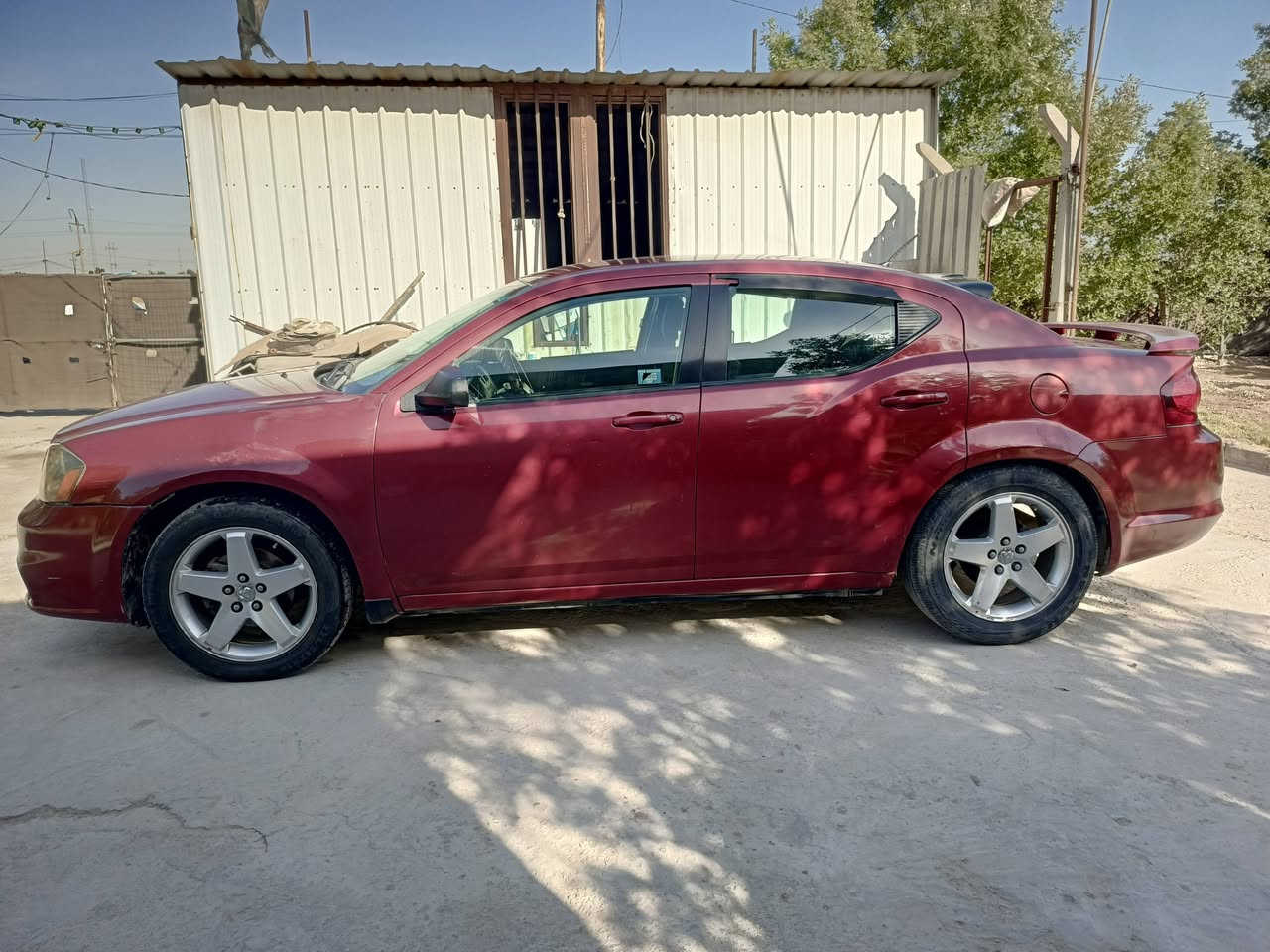 السلام عليكم للبيع لو مراوس دوج افنجر 2015
محرك 4 سلندر 2.4 
كير مكينة خير من الله 
سيارة وارد امريكي حادثة جاملغ امامي مصلح نفسه و راجع بمكانه 
السيارة نظيفة و مرتبة مال بيت رقم بغداد 
مكان السيارة الدورة ***********
