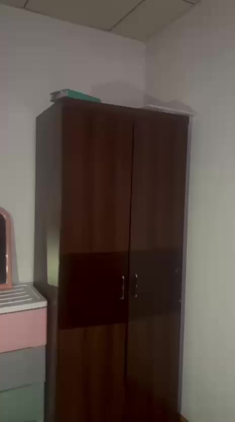 غراض للبيع
***********
وتساب تصل وتدلل
