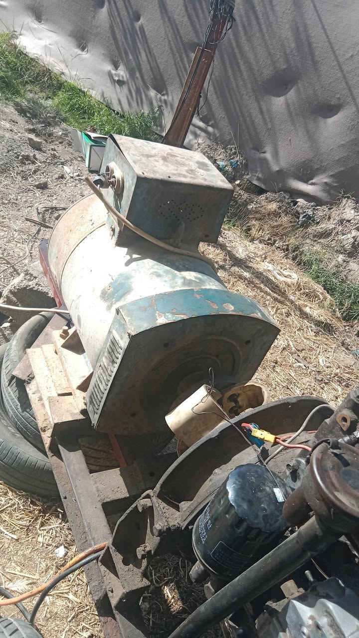 مولد ازوزه كامل للبيع شرط النظافة ياباني اصلي السعر قفل 11ورقه لاتصال ***********
