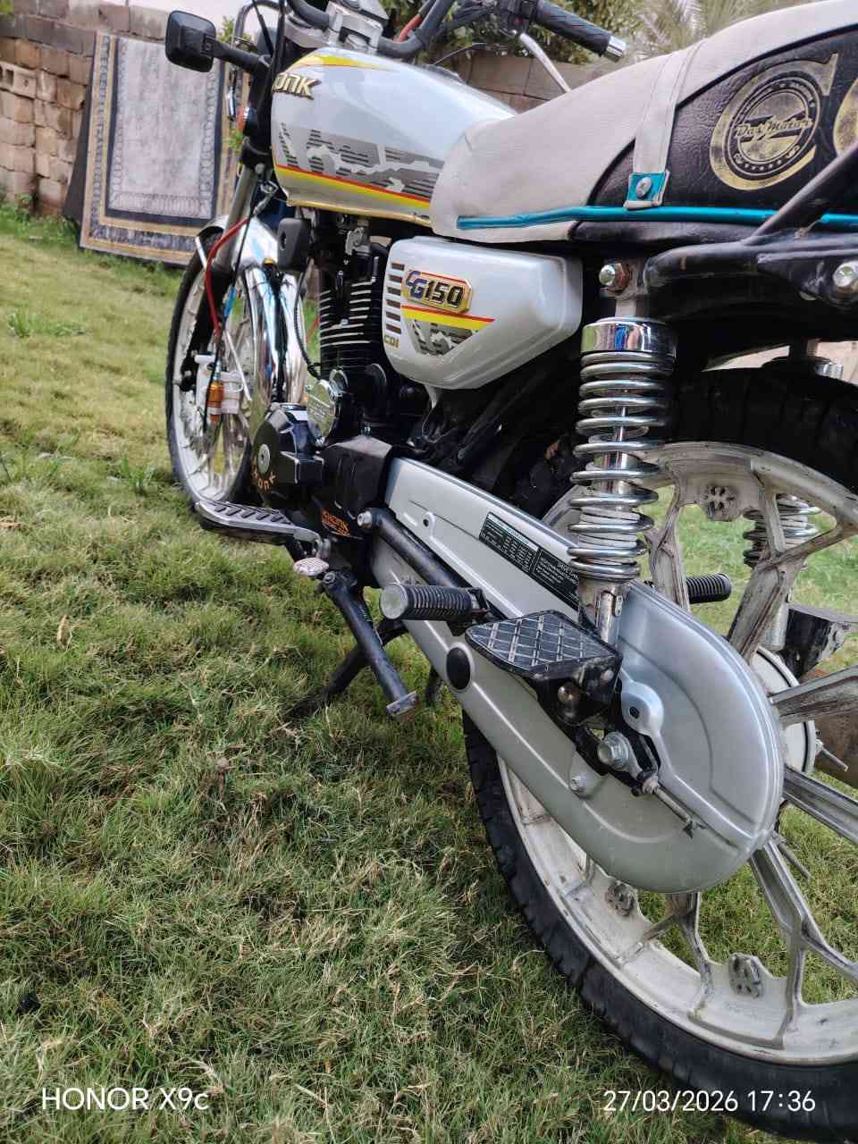 سلام عليكم دراجه سولنك للبيع موديل ٢٥ /٥ كير نضافه فول برك امامي دبل دسك تزويد نكره سلف جيب فيتر وياك وافحص دشبول شاشه كهربائيات كله شغال نقصهاا دبل اشاره خلفي مكاني المحموديه السعر خاص *********** ب واتساب
