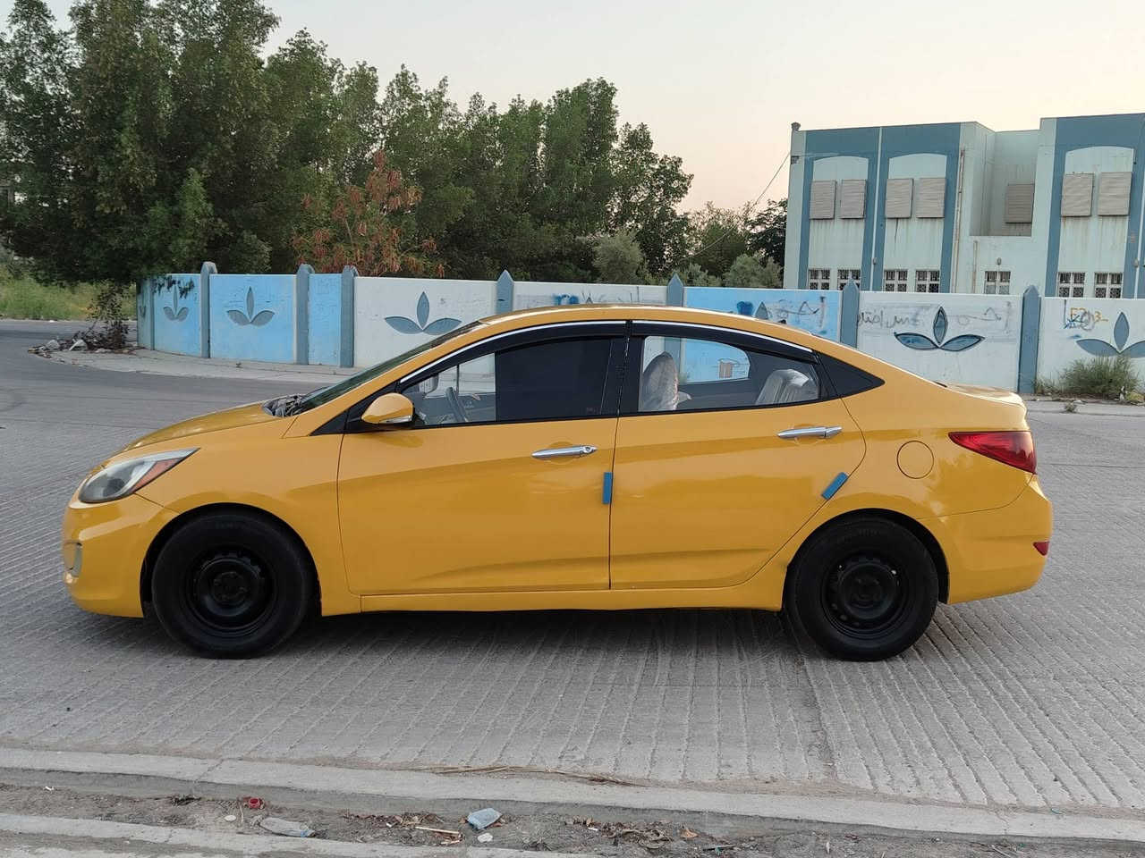 سلام عليكم اكسنت مديل 2015 خليجي مكينه 1600 رقم بغداد الماني مشروع وطني مداور ثاني يوم مكينه 1600
مصفره هيئه وغرامات
مكينه وگير مكفولات حداديه 
مكفوله من الضربه والتبديل
تخم تاير جديد كهربائيات كلها شغاله
تبريد ثلج وي السويج 🧊
غرفه جديده 
شاشه كامره اشاير بالمري سستم سماعات جديد
السياره خير من الله نضيفه كلش بعد احله من الصور
السعر 78 $ وبيها مجال حگ الجيه
مكاني النجف الاشرف
رقم الهاتف ***********
سلام عليكم اكسنت مديل 2015 خليجي مكينه 1600 رقم بغداد الماني مشروع وطني مداور ثاني يوم مكينه 1600
