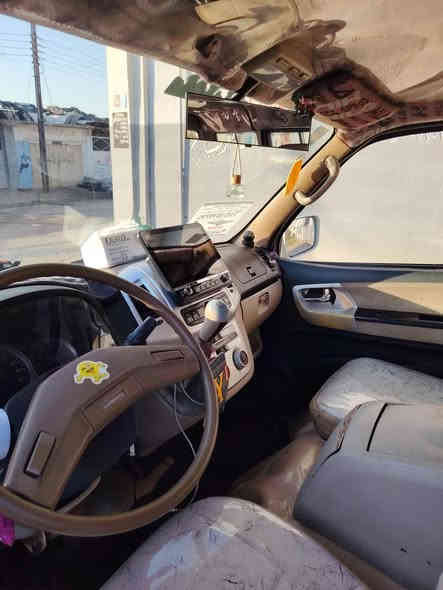 السلام عليكم جنبي ايج ون 2014 سياره مكفولة من الصبغ والطخة رقم بغداد سنويه جديده مكفوله من ضربه وصبغ وخياسات دوشمه كاعيه جديده مكينه جديده ***********
