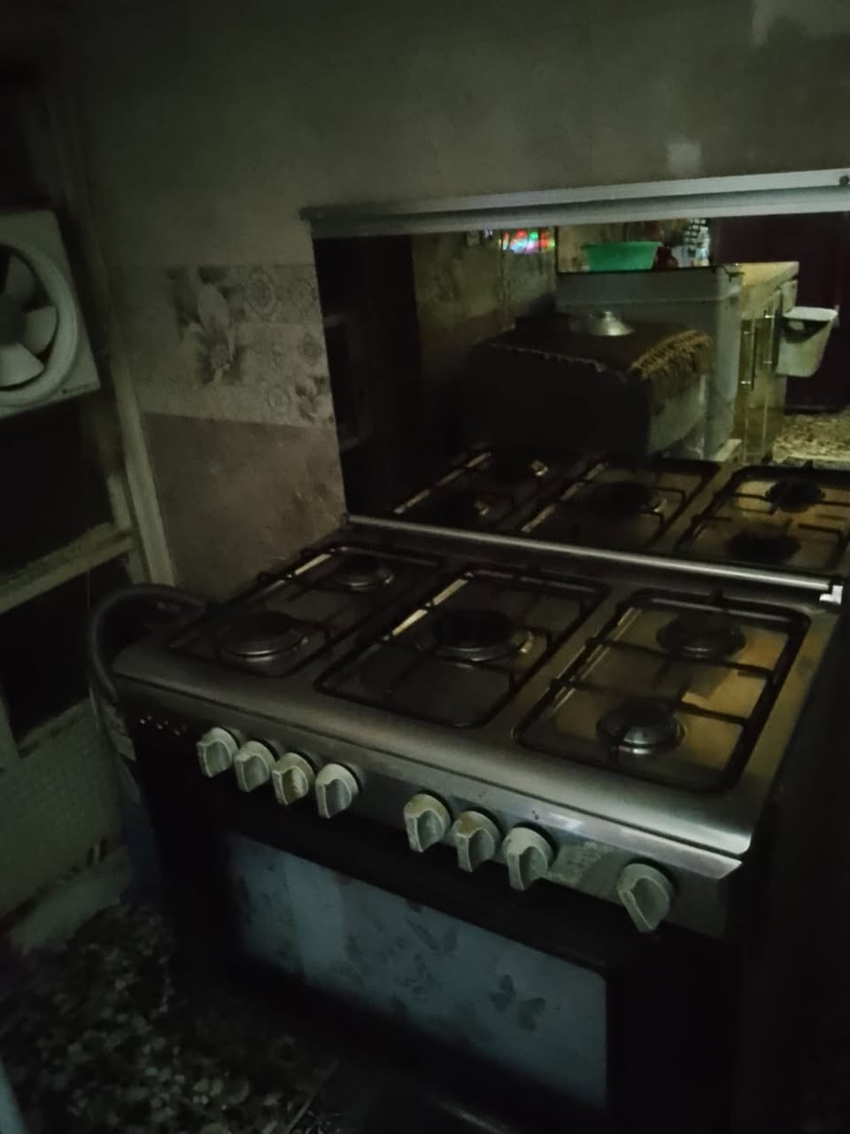 السلام عليكم حبايب عندي طباخ نظيف ويخبل. شغال من كلشي بس جامه خارجيه مال فرن انكسرت باقي كلشي نظيف ويجنن مكاني حي البساتين اشتريته ب٣٨٠  ابيعه ٢٥٠ وبيه مجال


**إذا كنت صاحب هذا الإعلان وتريد حذفه لأي سبب، رجاءا أرسل رسالة إلى الدعم الفني**