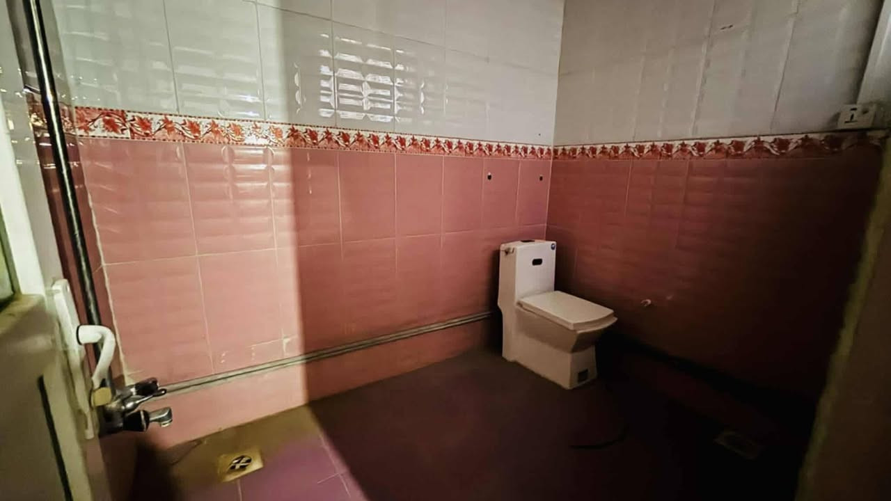 بيت للبيع المساحه 150 طابو صرف القضاه  قريب جدا  عن شارع 80 شارع عريض ب170 وبي مجال 
‏‪***********‬‏
للاستفسار الاتصال على الرقم
