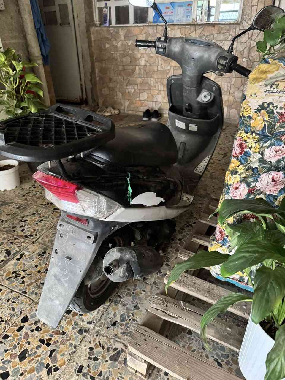 سلام عليكم ماكس منغولي مكينه ٤٩ بلاد ممفتوحه لاتبخير ولانضوح سعرها ٥٠٠ وبيها مجال مكاني بغداد حريه ***********
