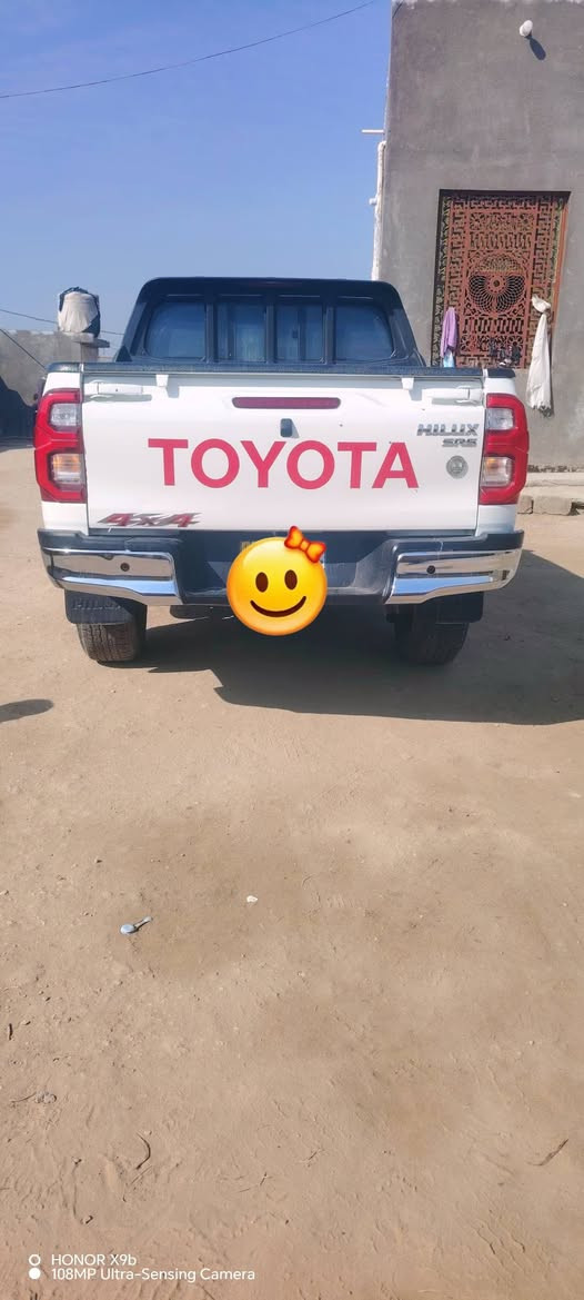 سلام علیکم بيكم فرويل موديل 22كويتي ساير سياره فل كامل سويج بصمه عده الكير عادي ويل كب ماشيه 120  تبريد خلفي رقم مثنئ  ***********
