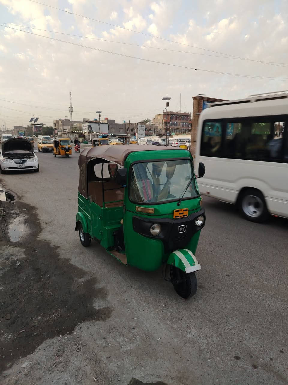 تكتك 21 رقم او سنويه بغداد بسمي 8 مليون قفل ***********
