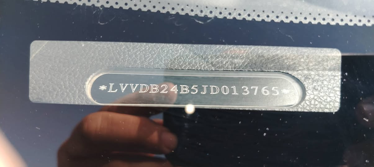 السلام عليكم  اخوان للبيع سيارة  تيكو شيري
موديل ١٨
 محرك٢٠٠٠ كير ميكانيكي
السياره جاهزه تدفأه تبريد
 السياره باسمي
هاي السيارة مثل ماموضح بالصور
 السعر٨٥ و بيه مجال بسيط
 العنوان كربلاء. م
للتواصل على الرقم ***********
