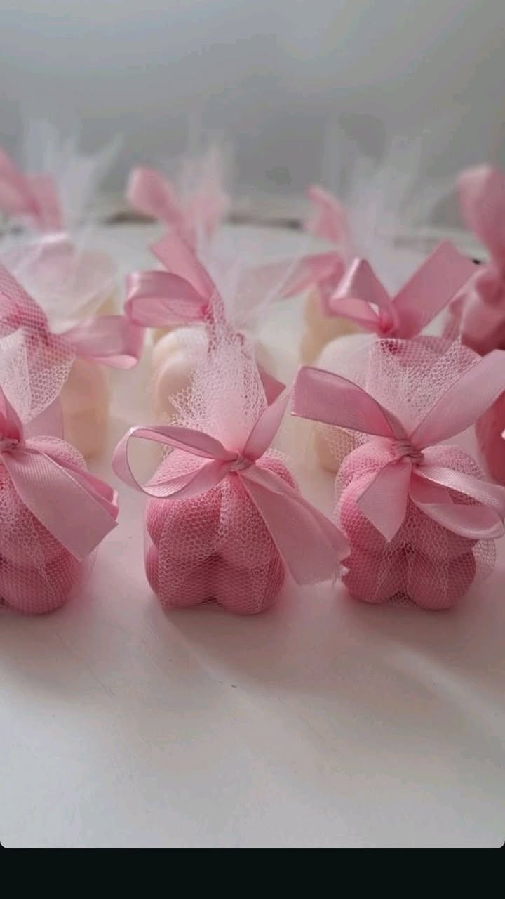 مرحبا عروض العيد مستمرة للتوزيعات استغلوا الفرصة بنات احنا كل عيد لازم يصير زخم بالطلبات لان العدد هواي الحجز قبل أسبوعين 🩷🩷.


**إذا كنت صاحب هذا الإعلان وتريد حذفه لأي سبب، رجاءا أرسل رسالة إلى الدعم الفني**