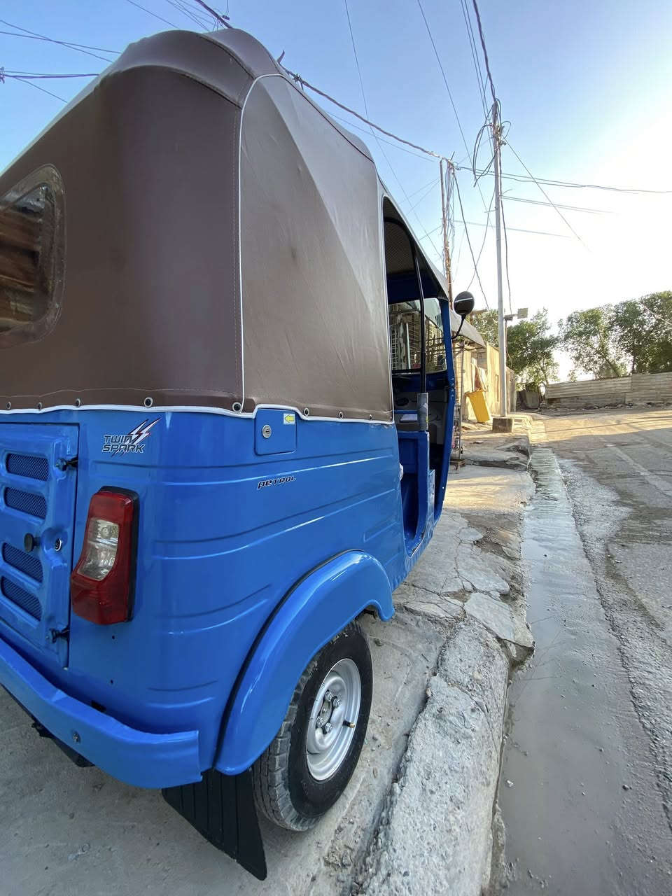 سلام عليكم تكتك 2020 تكتك كفاله عامه قطره صبغ ما بيه دوس كفاله من الصبغ والتعمير  رقم انكليزي  هزه جديده مكاني بغداد السعر اتصل وتدلل ***********
