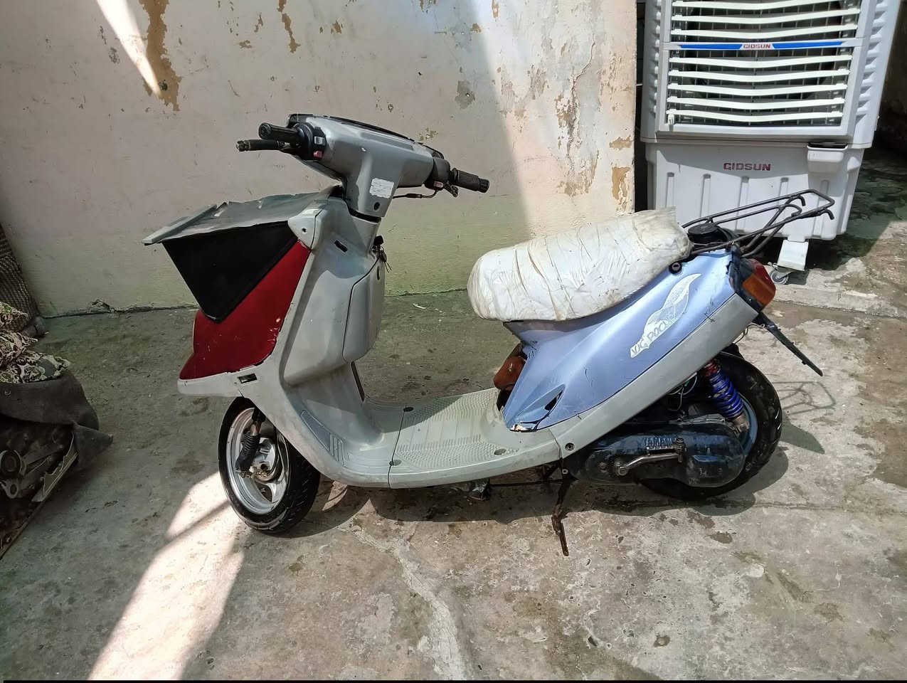 سلام عليكم  خوان ماطور للبيع نضافه كدام لعين معمر فوم وجوه بس يعوزه قجه مال بنزبن مكطوعه  125وبي بجال  بيع مستعجل ***********
