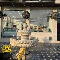 محل مثلجات للبيع  بغداد لشعب  ٠٧٧٠٩٧٩٧٧١٠