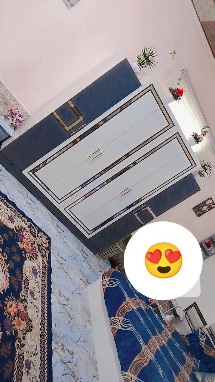 غرفه تركيه5 قطع استعمال قليل ماخذه 800 الف اريد ابيعه 450 وبيه مجال العنوان البصرة القبله ***********
