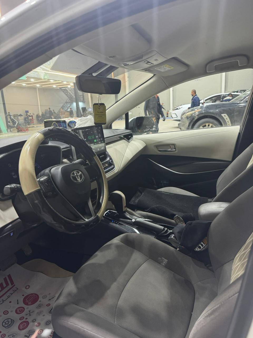 السلام عليكم كورلا موديل ٢٢ساز
بيه بارد بلباب خلف سايق 

سيارة مابيها اي نقص 

رقم أربيل مكانها بغداد

***********

سعر 158
