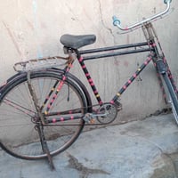 بايسكل نضيف • تايرات وتيوبات • يحتاج تكبين