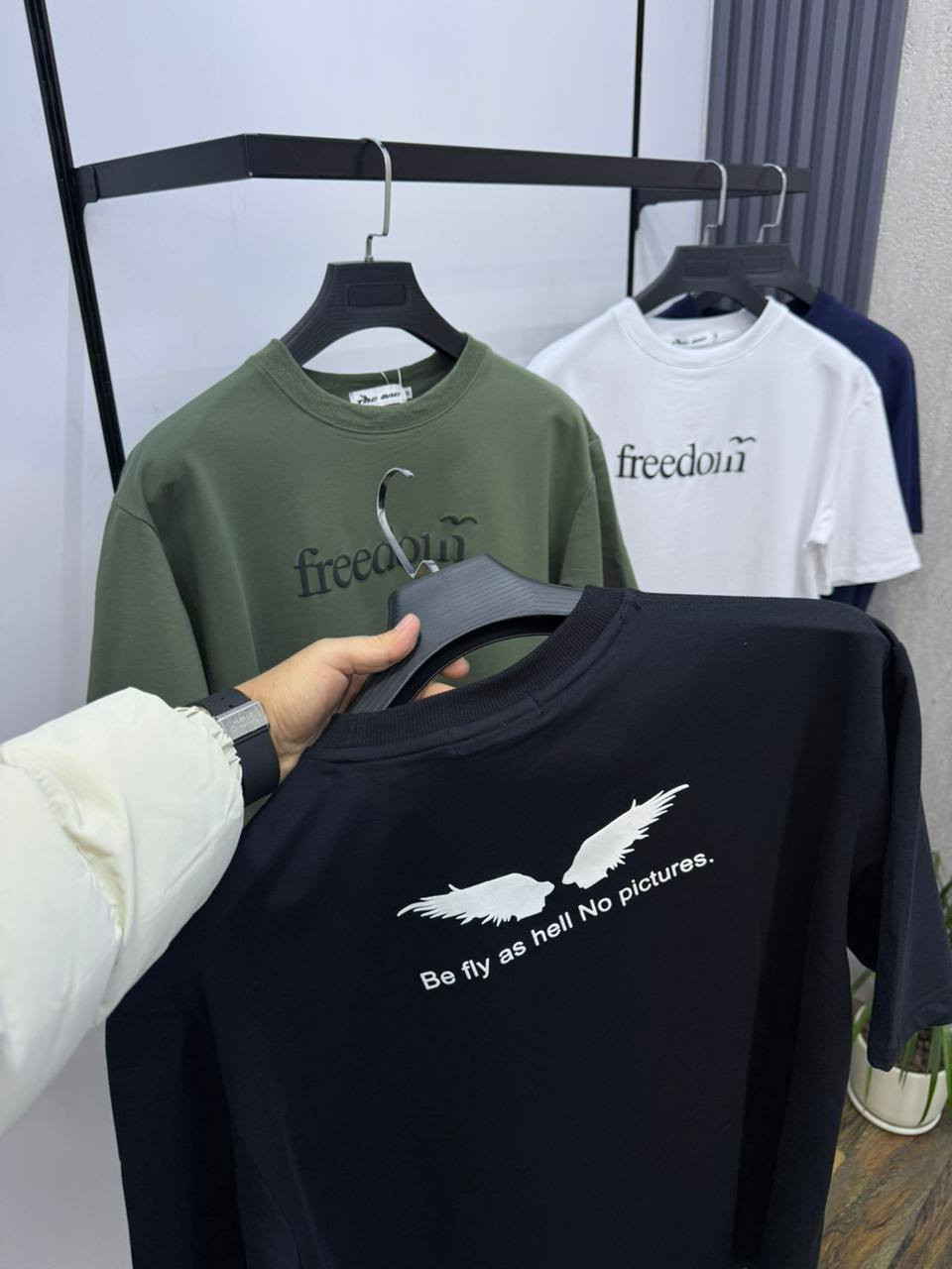 ماستر 💯 هاڤ
https://t.me/joinchat/QYJIkwQVTnsyMjJi 
الشد 20 عدد
S/XL
أسود مكرر
الشد 234 الف


**إذا كنت صاحب هذا الإعلان وتريد حذفه لأي سبب، رجاءا أرسل رسالة إلى الدعم الفني**