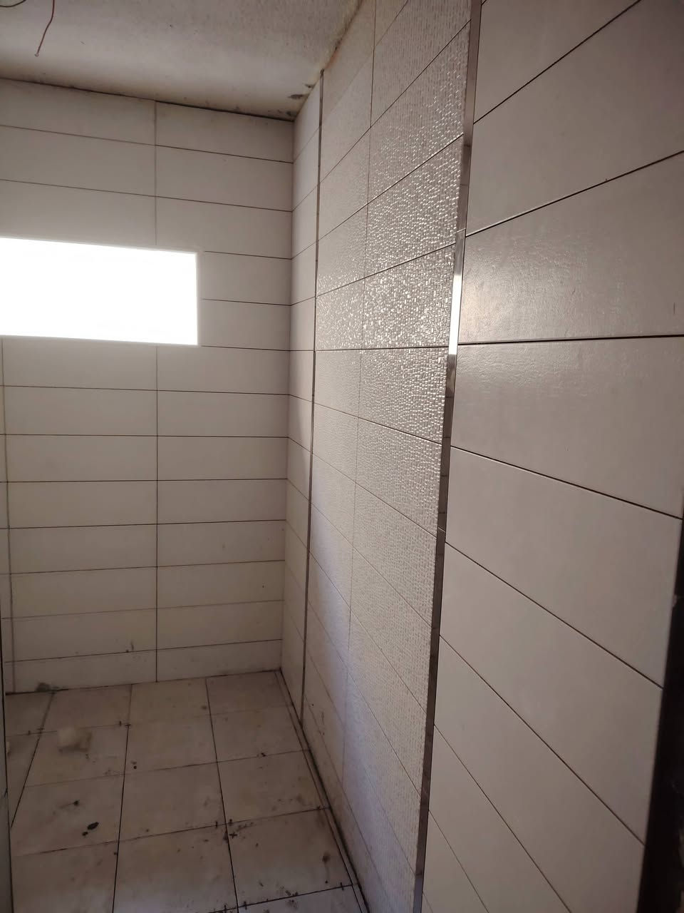 السلام عليكم ورحمة الله وبركاته خلفه سيراميك بورسلين مرمر كرانيت ارضيه وجدار ولوح 120 شغل درجه اولئ وشغل هندسي وع ليزر ومصداقيه بل عمل واي استفسار اني حاضر *********** واتساب
*********** واتساب
