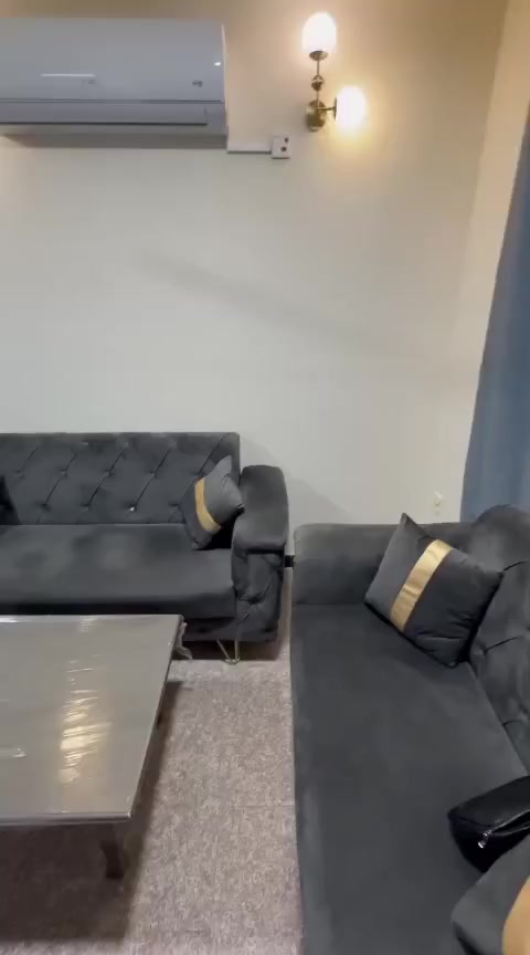 شقة غرفة وصالة ومطبخ وحمام طابق ثاني 750دولار بحي المتنبي
 
✅عدنا عروض أخرى 
✅ أسعار منافسة
✅ خيارات متعددة للسكن والاستثمار

  خيارك الأفضل دائماً

📌 ملاحظة:
إذا عندك شقة تحب تبيعها أو تأجرها، تواصل ويانا والباقي علينا.
المسوق العقاري بشار الشطي
📞***********
