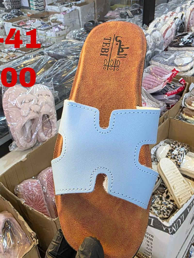 شحاطه  هرمز وديور طبي 
قياسات 31-41 الكارتون 30قطعه سعر الكارتون 75
***********  واتساب يوجد توصيل لجميع المحافضات
