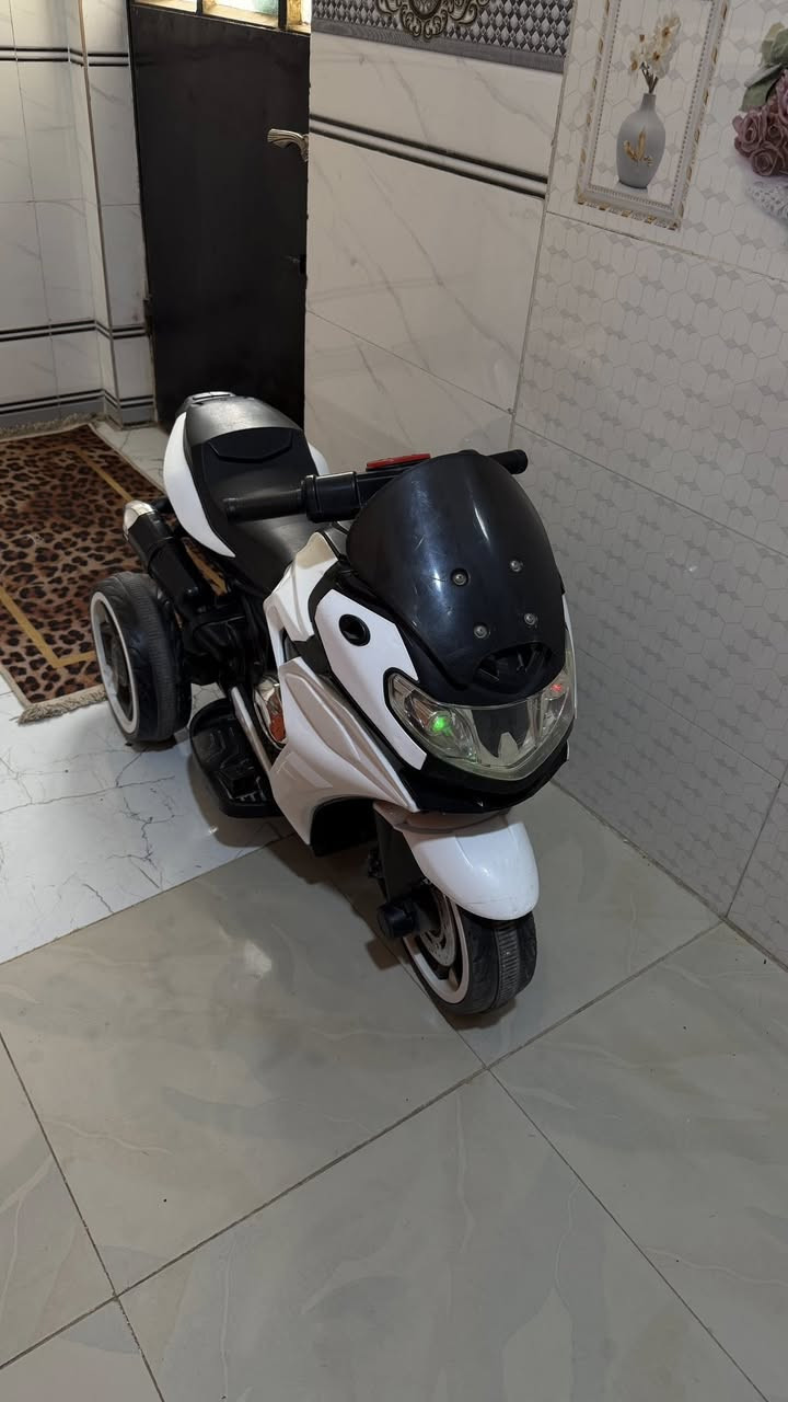 دراجه شحن جديده كلش استعمال قليل  زلغ ما بيها بسبب زغر المكان
السعر/110

المكان البصره الاصمعي 

الشراي يدخل ع الرقم 

***********

