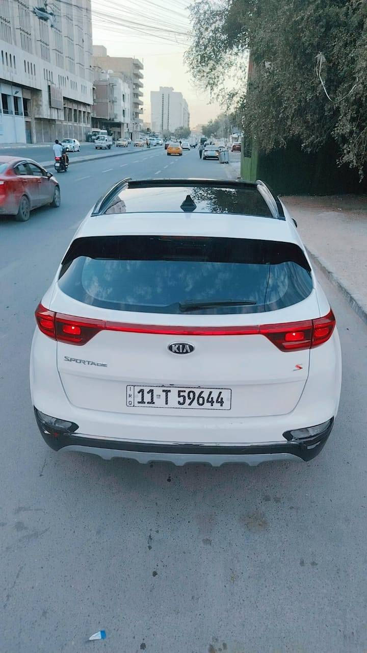 سلام عليكم
اسبورتج 2020 وراد امريكي فول مواصفات بيها جاملغ امامي اليمنه فقط والسياره تخم تاير جديد ومنضومه زنون  علرضها 170
1️⃣بنورما 
2️⃣بصمة
3️⃣ كشنات جلد 
4️⃣ مري شفط 
5️⃣رادار بلمرايات الجانبيه
6️⃣تبريد قطعتين 
7️⃣ تحديد مسار 
مامتواجد علفيس ***********
