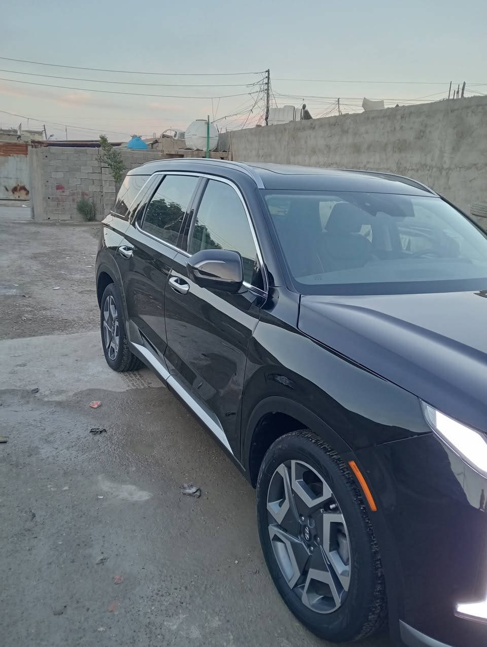 السلام عليكم عندي باليسايد2025 فول كتاب الشهداء رقم بغداد السعر270  السيارة دفع رباعي كراسي كهربائية تدفئة، ماشية 5000 رقم بغداد
مكان السيارة بغداد البلديات ***********
