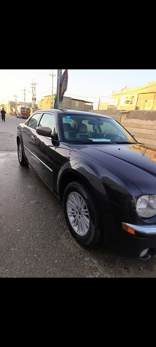 السلام عليكم ورحمة الله وبركاته اوباما اسود موديل ٢٠١٠مكينه ٣٥٠٠كيرحداده طخم تايرجديدتبريد خير من الله بيهه باب خلف الصدرصبغ والهلات الخلفيه ربع القماره وحافات التكم الخلفيه اثرجراد بدون ضربه ومعجون حداده ٩٠ب ١٠٠السعر ١٢٢وبيهه مجال حك الجيه السياره بسمي سنويه نهايه ٢٨رقم الماني هزه جديده قبل ١٠ايام


**إذا كنت صاحب هذا الإعلان وتريد حذفه لأي سبب، رجاءا أرسل رسالة إلى الدعم الفني**