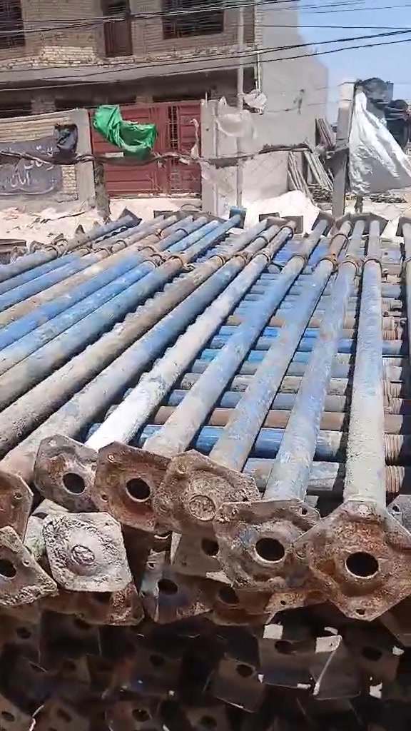 جكات للبيع حاظن سن خشن سعر مناسب عدد 400 في بابل ***********
