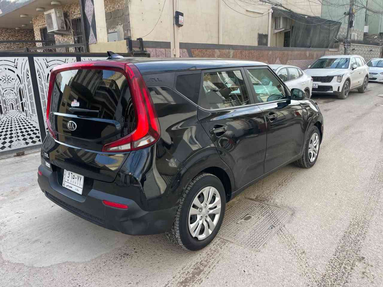 *********** جديده جدا
صول ٢٠٢١ امريكي  حادث بس دعاميه 
بدون صبغ بدون دواخل وبدون ايرباك 
سونار موجود صور الحادث موجوده 
ماشيه ٤٠ الف ميل 
محرك ٢٠٠٠ دوش 
كير محرك  مكفولات 
تبريد  ثلج 
صدر امامي خلفي جديد 
تخم تاير وباتري جديد 
تحويل ثاني يوم 
فول تحكمات ستيرن
شاشه  وكامره 
انظمة قياده 
سياره حلوه  ونظيفه وبلاديه  وعله ايد وحده  بيها كم شخط 
بالعافيه ع الياخذها 
كتلوكات وفرشات الشركه  
مكاني اعظميه سبع ابكار 
سعرها ١٣٤ ورقه 
اتصال فقط مكلف بلنشر
***********
