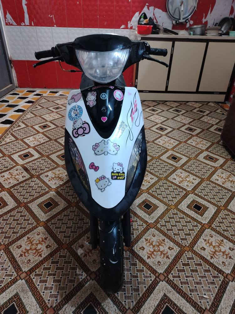 ماكس عدله دراجه كلها بلاد مكينه خرسه برغي مامفتوح بيها مكفوله كهربائيات كلها شغاله اوراق الشراي يتصل *********** عمارة, ميسان
