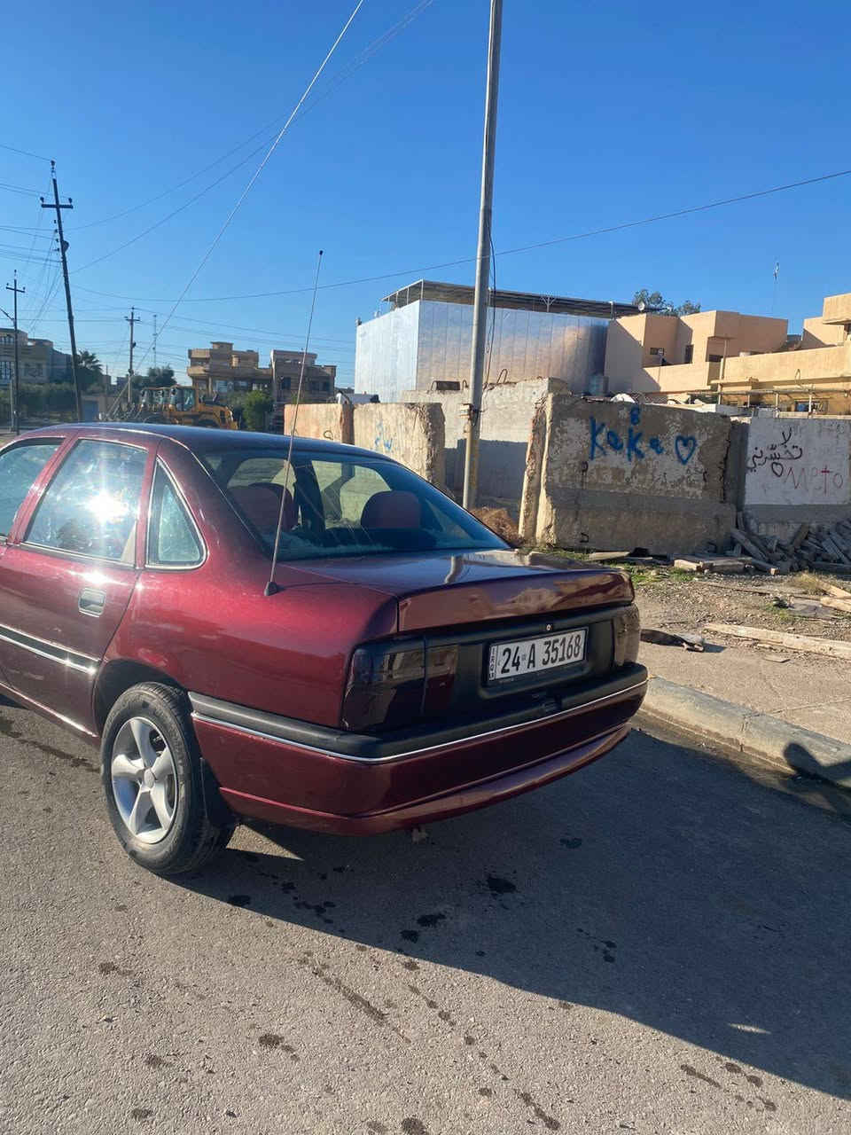 السلام عليكم
🚗 أوبل فيكترا موديل 1993 للبيع
⚙️ توماتيك – محرك 2.0

🎨 صبغ جمالية فقط 
🪟 جامِلَغ واحد أوربي
📍 رقم دهوك
⛽ كاربون بنزين (غير مسجّل)
📄 سنوية نافذة لغاية 28

🛠️ الكير والمحرك بشرط

💰 السعر: 44وبي مجال

📞 للاستفسار: ***********
                       ***********
❌ غير متواجد على الإنترنت
