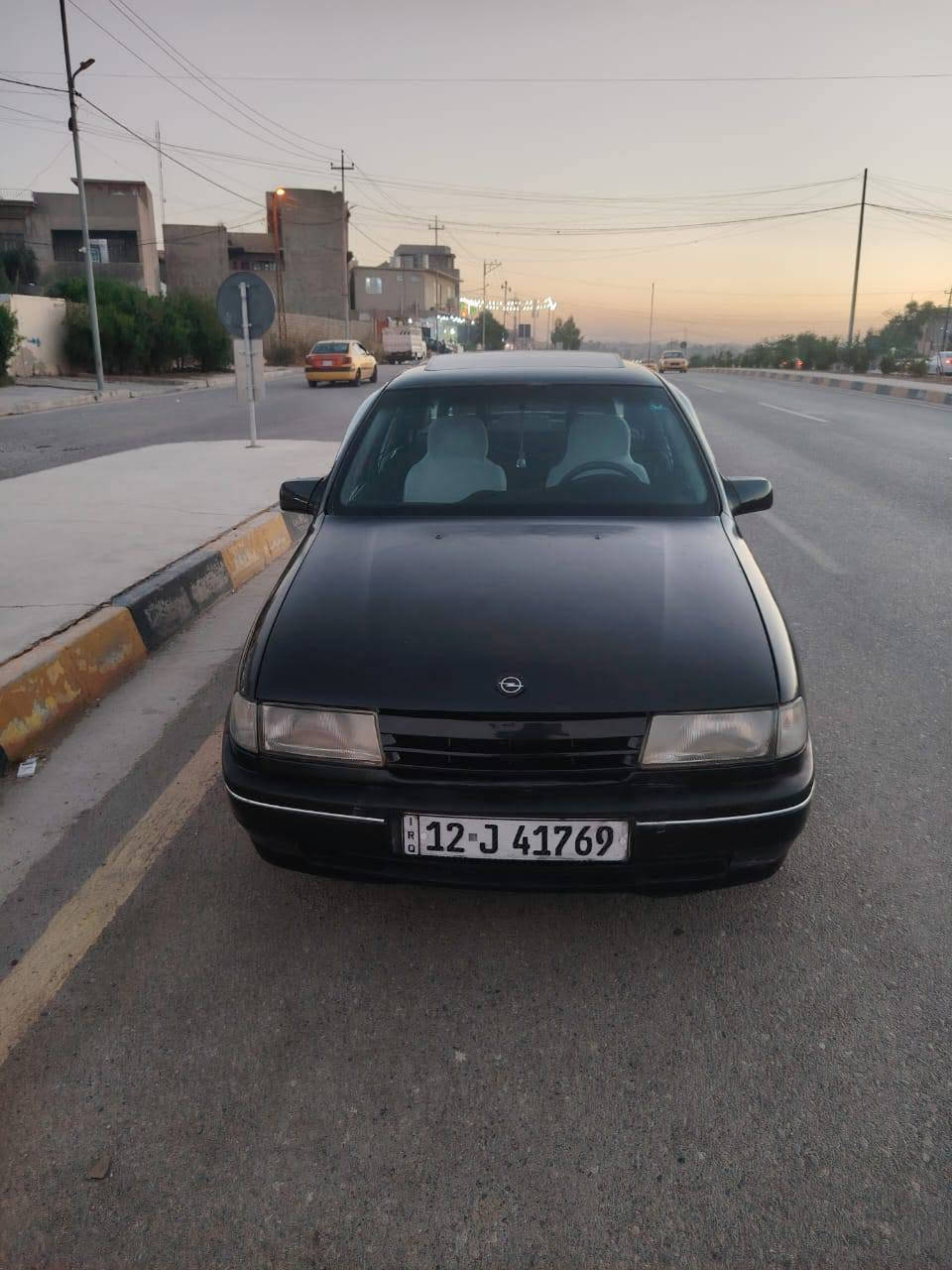 فكتره حجم 16 موديل 1991
رقم نينوى جديد
سنويه 2030
شرط الوكاله والتحويل (من الشرعي) 
كابون ماستر 
جامات كهرب 
قفل مركزي 
بريك اربعه دسك
صبغ جماليه فقط بدون ضرر شرط
محرك وكير شرط
#السعر_40_وبيها_مجال
***********
***********
