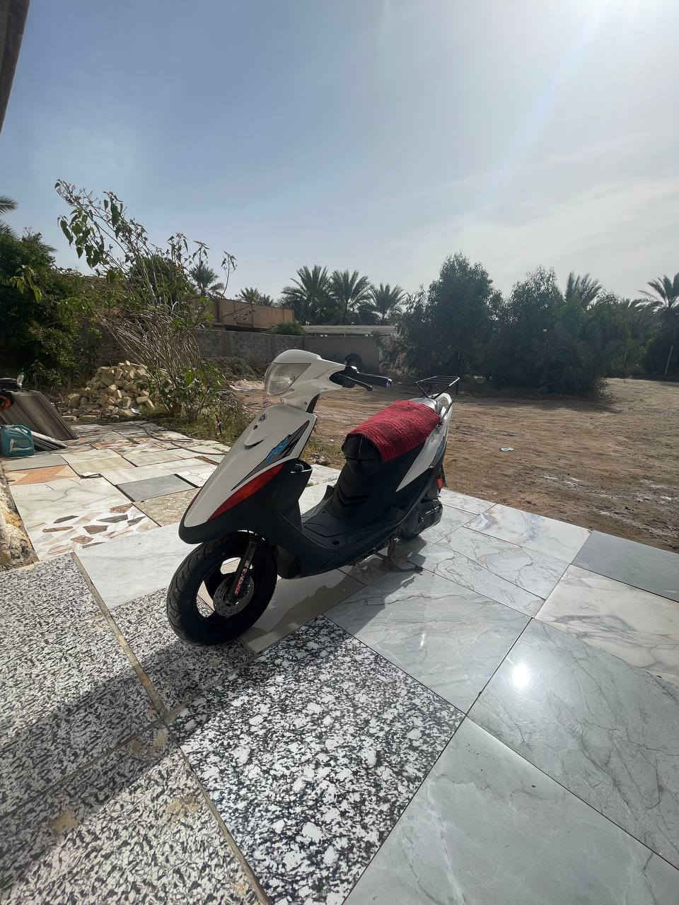 تم اعاده النشر بسبب الوعود الكاذبه السلام عليكم دراجة ماكس عدله للبيع مابيه نقص مكينه مامفتوحه  صالنصه رياضي كفرات ختم واحد ديشبول جديد السعر 450 وبيه مجال رقمي *********** مكاني بابل المسيب غير متواجد على الفيس
