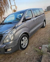 ستاركس • ٢٠١٣ • كفالة