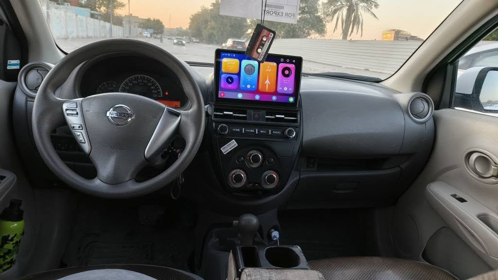 حلوة وجاهزة 
كير 
مكينه 
حدادية 
تبريد 
كله جاهز 
بيها جاملغ جهه السايق 
وباب السايق اثر شخطه ستوته 
بأسم شركه 
تريد وكاله تريد تحويل 
السعر 97 وبيها مجال
بيع او مراوس 
*********** النجف, العراق
