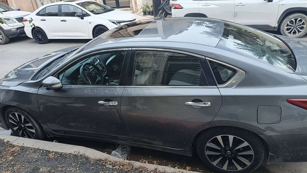 للبيع التيما موديل 2018 السعر 118 ورقة مع مجال بسيط
رقم بغداد ***********
