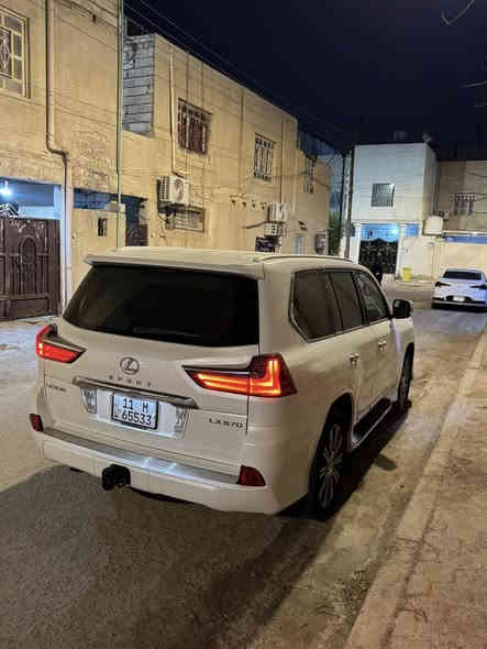 ✨🚙 للبيع – لكزز بريمي 2017 (8 سلندر 5.7) 🚙✨

📍 المواصفات الكاملة:
 • فتحة سقف
 • بصمة + تشغيل عن بعد
 • كشنات جلد كهربائية (أمامية + خلفية) مع تدفئة + تبريد
 • ذاكرة خزن (ميموري)
 • داخلية لون بيجي 
 • شاشة رئيسية + شاشات خلفية
 • كاميرات 360°
 • 7 راكب + 3 قطع تبريد
 • تحكم ستيرن جهتين + ستيرن كهرباء
 • كروز كونترول
 • صندوق كهرباء
 • جكات + صاجات
 • ثلاجة أصلية
 • لايت زينون + بلوجكتر زينون + لد أمامي
 • زرك لايت + بك لايت لد
 • ويل كب كروم
 • هوك خلفي
 • مرايا كهربائية شفط + ترحيب
 • يدات نيكل
 • بردات خلفية

⚡ المحرك: 8 سلندر – 5700cc
📊 الممشى: 95,000 KM فقط

 • 
 • جديدة جداً وبدون أي نقص
 • رقم بغداد مميز (الجديد – مشروع وطني) باسمي تحويل مباشر

💰 السعر: 685 ورقة – بيها مجال
📍 الموقع: البصره
***********
