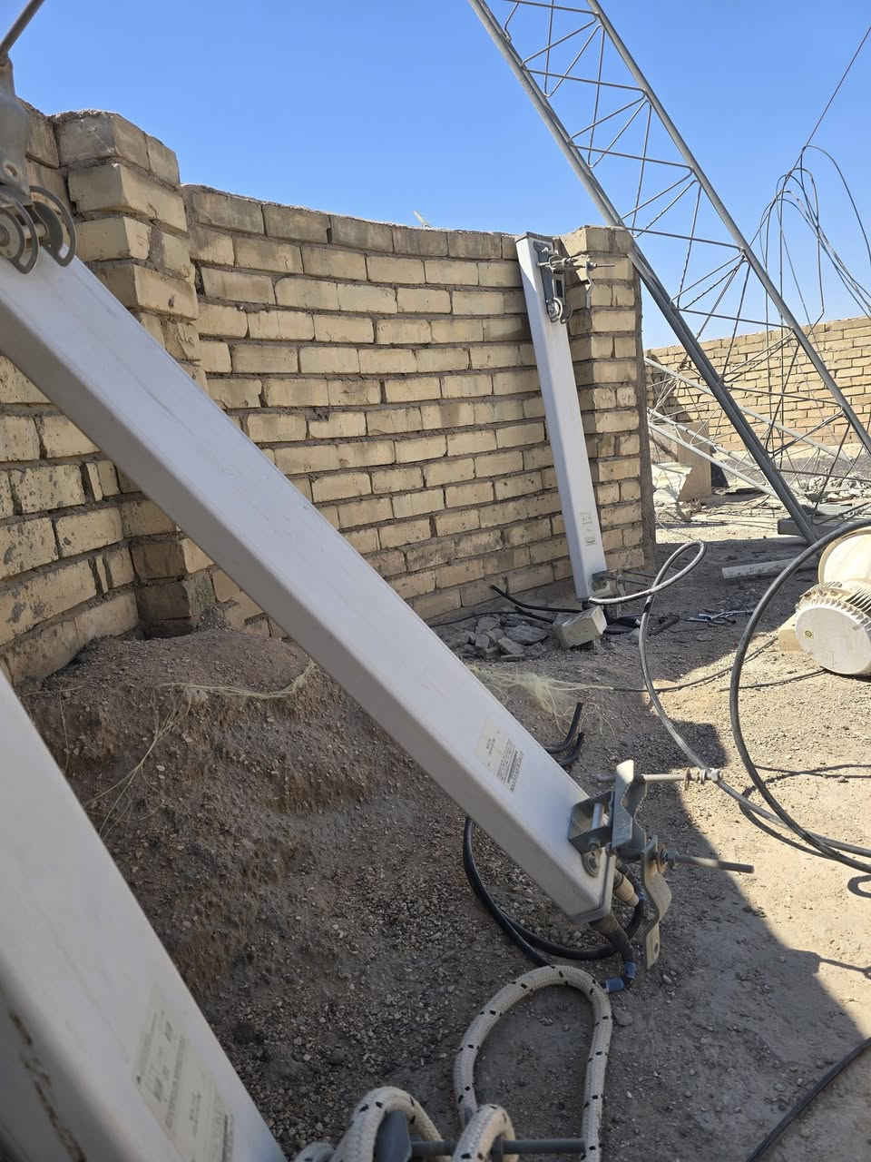 تم تفصيخ ٢١ م بابل.
***********
علاء
