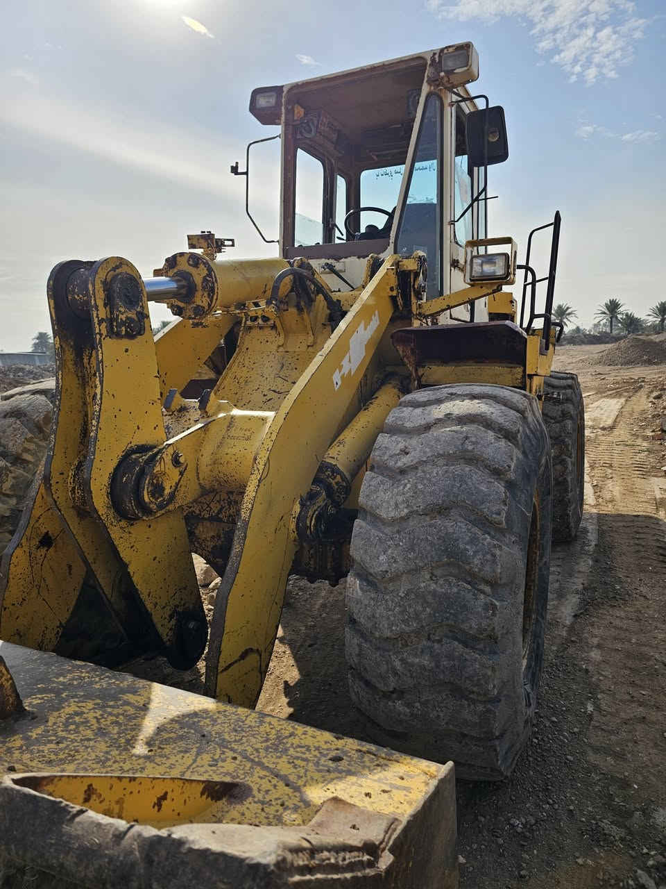 سلام عليكم للبيع شفل كاوسكي حجم ٧٠ موديل ٩٥ داش ثري تخم تاير الاستفسار على الرقم ***********
