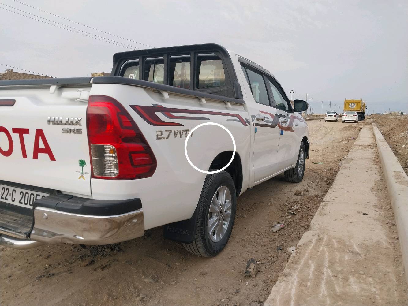 تيوته هايلوكس مديل 2021 ساز بصمه كفاله عامه  فول مكفوله كفاله عامه ما عدا جاملغ من جهة اليمين بيها بارد قليل  ماشيه 106 مواصفات تحكم ستيرن حساسات خلفيه شاشه كامره خلفيه نضام يكو كشنات تبريد تدفئه بلكشن قطعتين تبريد مثبت سرعه مانع نزلاق رقم نكليزي  مكينه مامفتوحه مكينه وكير مكفولات تخم تاير جديد تبريد شغال ثلج سياره جديده وجاهزه مكان سياره ميسان