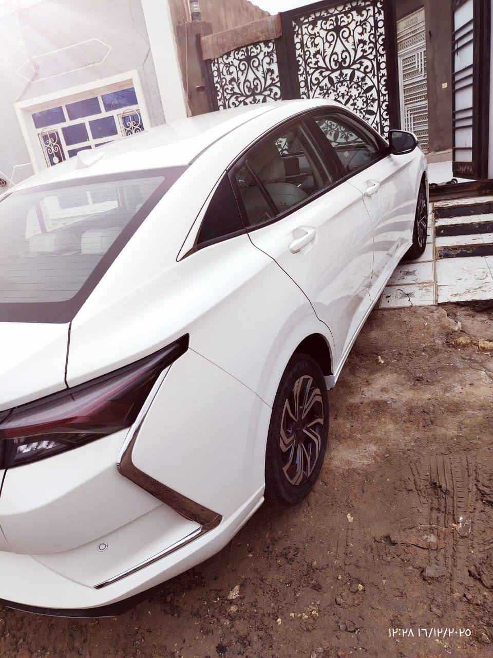 سلام عليكم سياره صيني اي ٣٠ مديل ٢٣ كفاله عامه فول عدا الفتحه محرك ١٥٠٠ تيربوا معوقين بااسم ابنيه شابه السعر ١٠٨ العنوان الناصريه المركز 
***********
