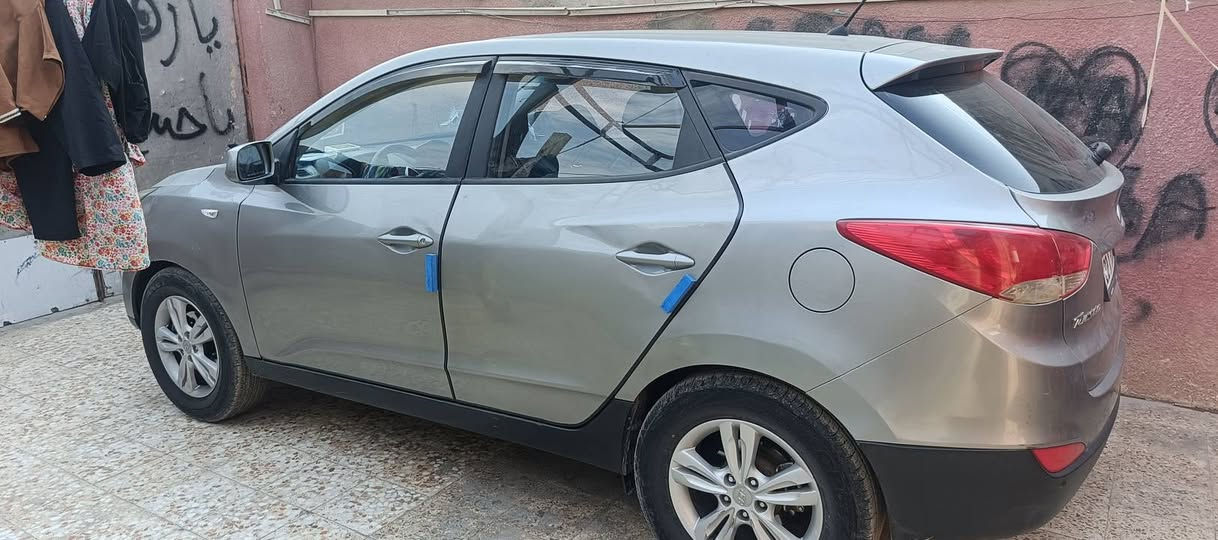 توسان مديل ١٣رايدها سياره بيه كصه جنطه سياره جاهزه من كلشي تبريد ثلج محرك سوبر تيربو كاز سياره ما تصرف عليها ربع جاهزه من حداديه تخم تاير من كلشي
السعر50واذا مراوس بسوناته هم اراوس مكاني البصره


**إذا كنت صاحب هذا الإعلان وتريد حذفه لأي سبب، رجاءا أرسل رسالة إلى الدعم الفني**