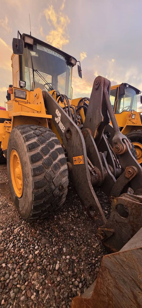 للبيع - بۆ فرۆشتن  دخول جدید بصرا
———————
شفل : VOLVO
حجم : L90C
—————————
بۆ زانیاری زیاتر پەیوەندی بکەن بەم ژمارە تەلەفۆنە 

***********
***********
