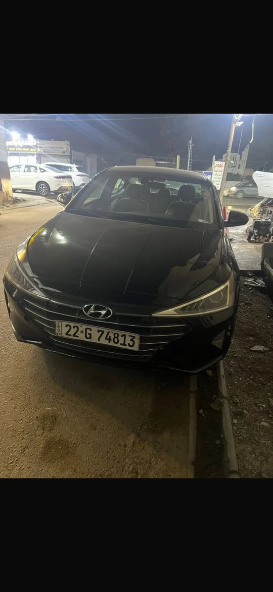 السلام عليكم 
النترا 2020 امريكي بيها فقط مقدمه البنيد ماشيه 53 حلوه سياره وجاهزه شاشه اصليه كامره دواره داخلها مخمل سياره حلوه وجاهزه سعرها 127$ وبيها شيي بسيط مكينه 2000 دوش المرغوب
***********
