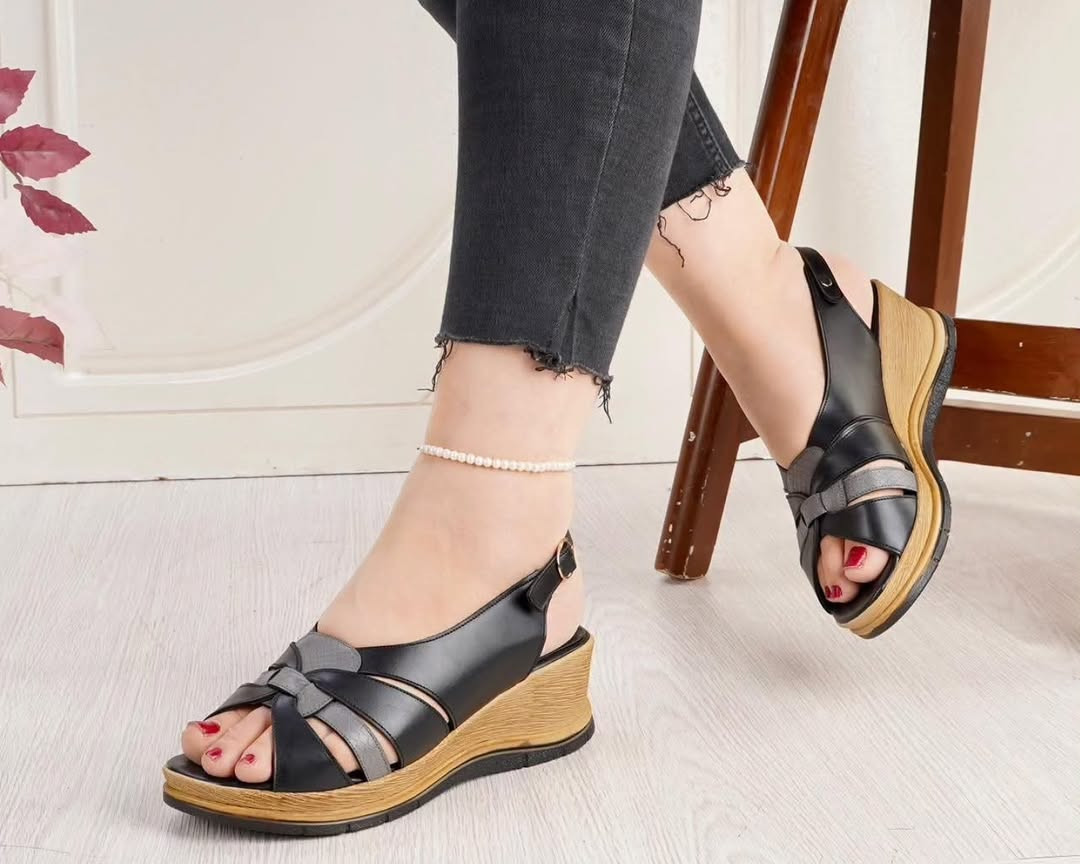 فلوريتان طبي الاكثر راحة
Size41 40 39 38 37 36
للحجز مراسله الصفحة او الوتساب *********** 
يوجد خدمة توصيل لجميع المحافظات
